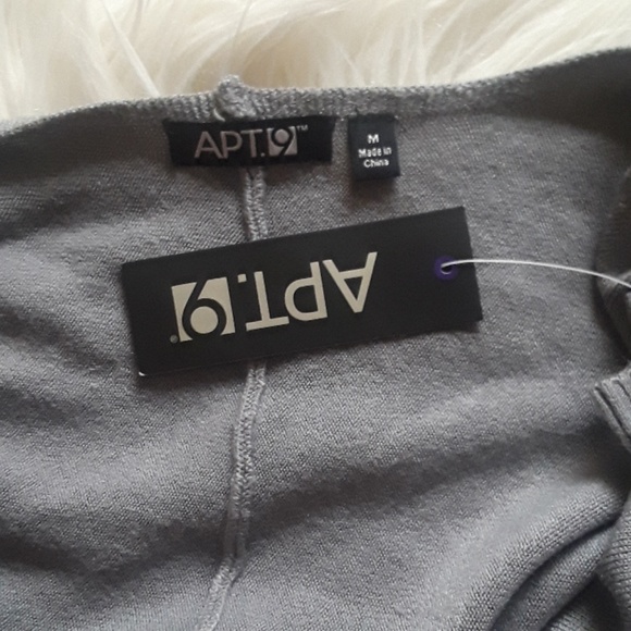 APT.9 Sweater (women's) - Picture 8 of 8